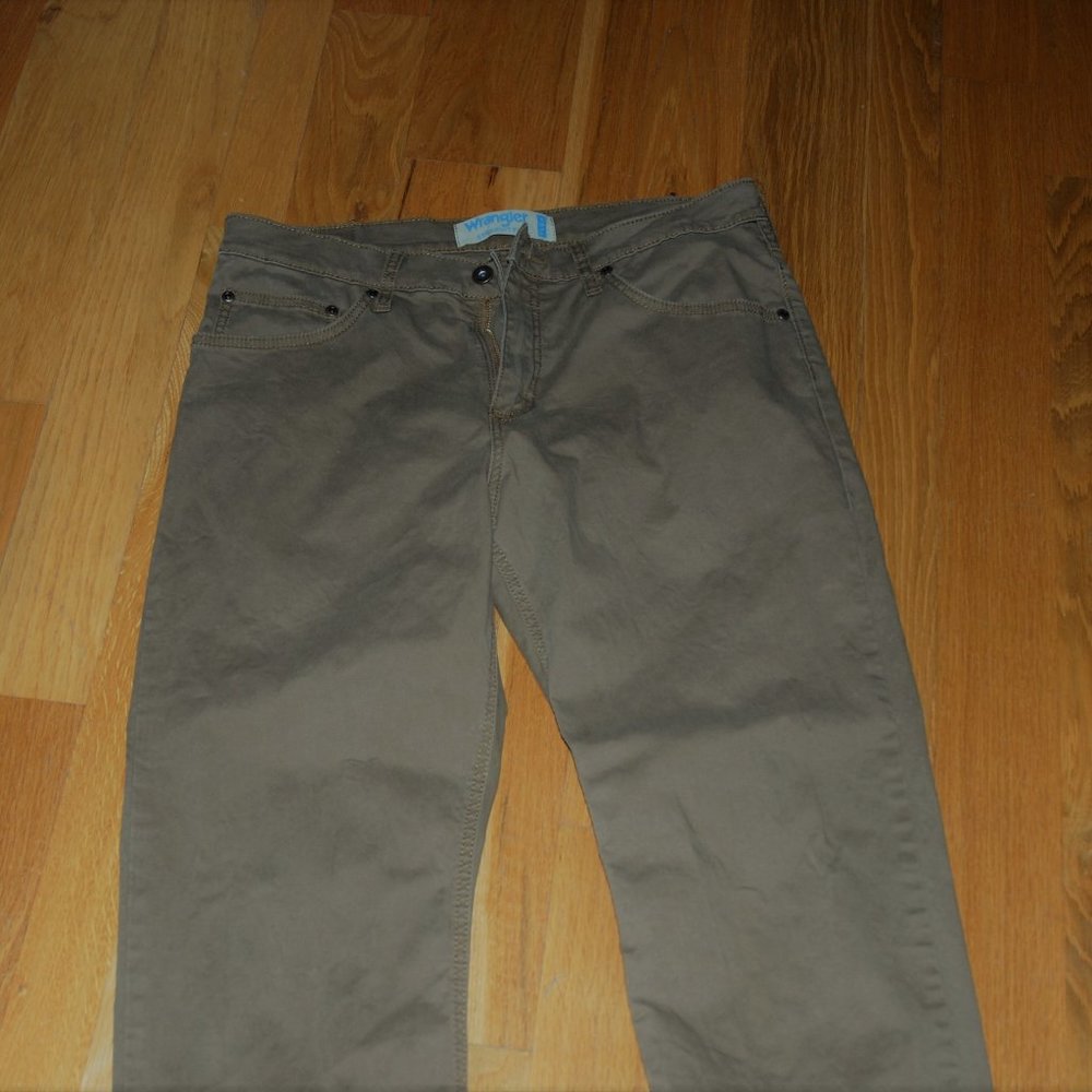 Wrangler (straight fit) flex khakis